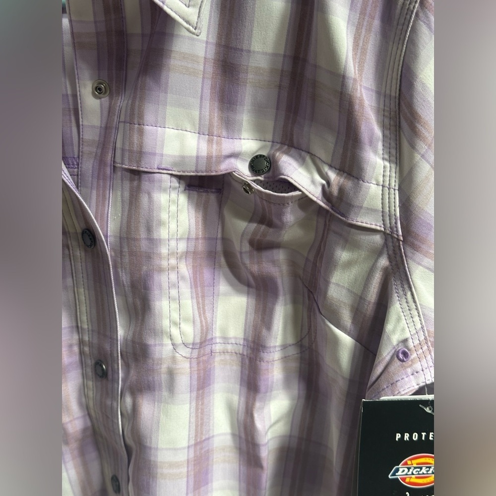 NEW Dickies Cooling Roll-Tab Work Shirt in Purple‎ Rose Hillside Plaid Women’s M - Picture 8 of 12